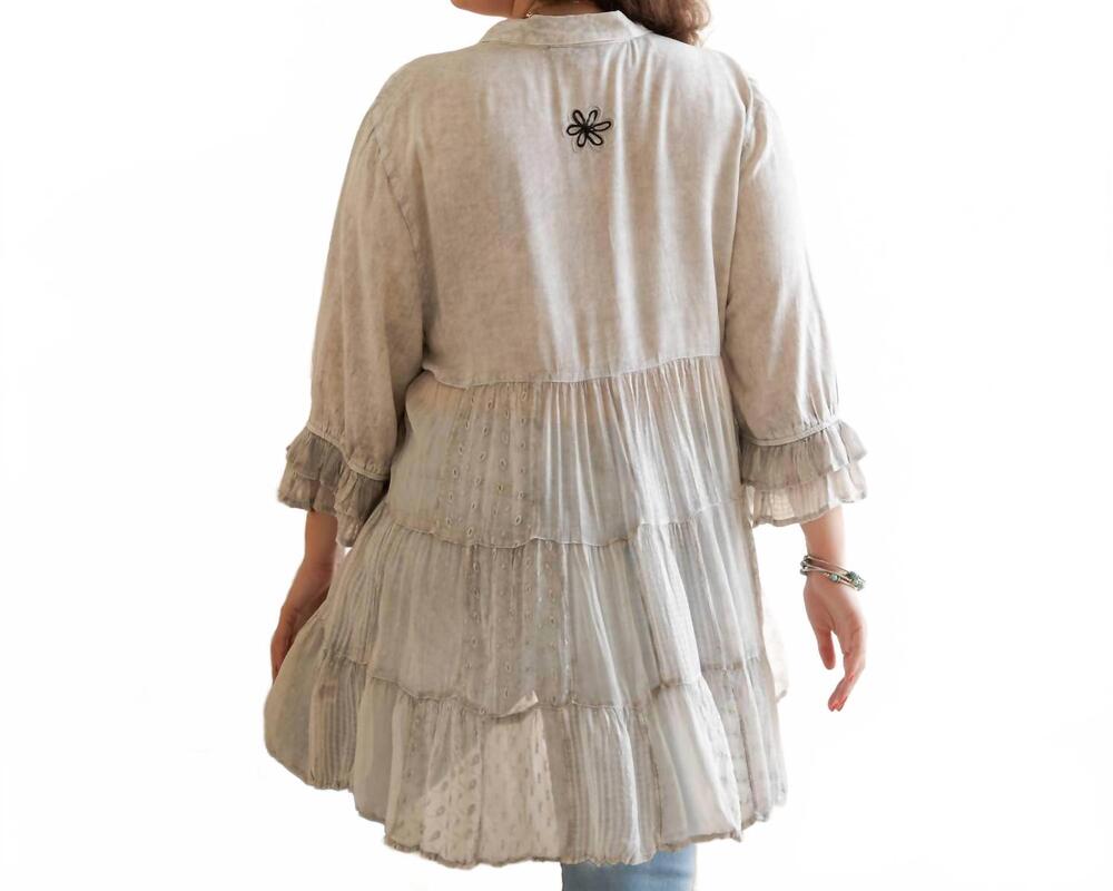 NEW YOUNG THREADS mexican embroidery blouse gathered waist shirt in grey - Picture 5 of 5